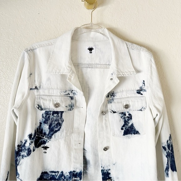 Authentic CHRISTIAN DIOR 2020 Printed Denim Jacket size 4 - Picture 3 of 13